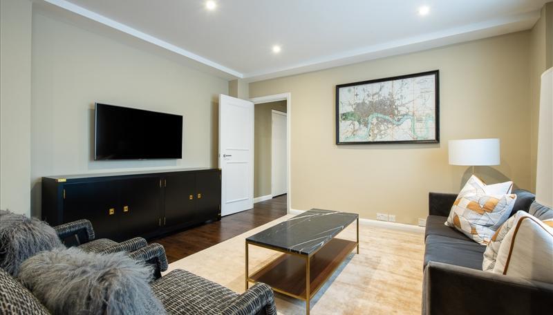 Flat Waverton Street in City of Westminster