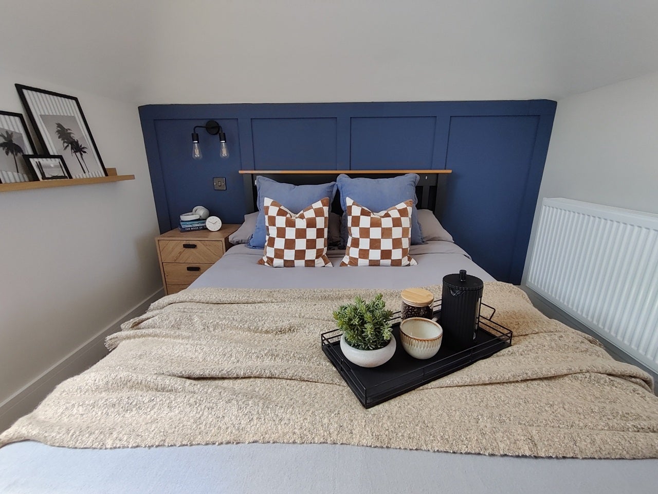 Room Herbert Avenue in Poole