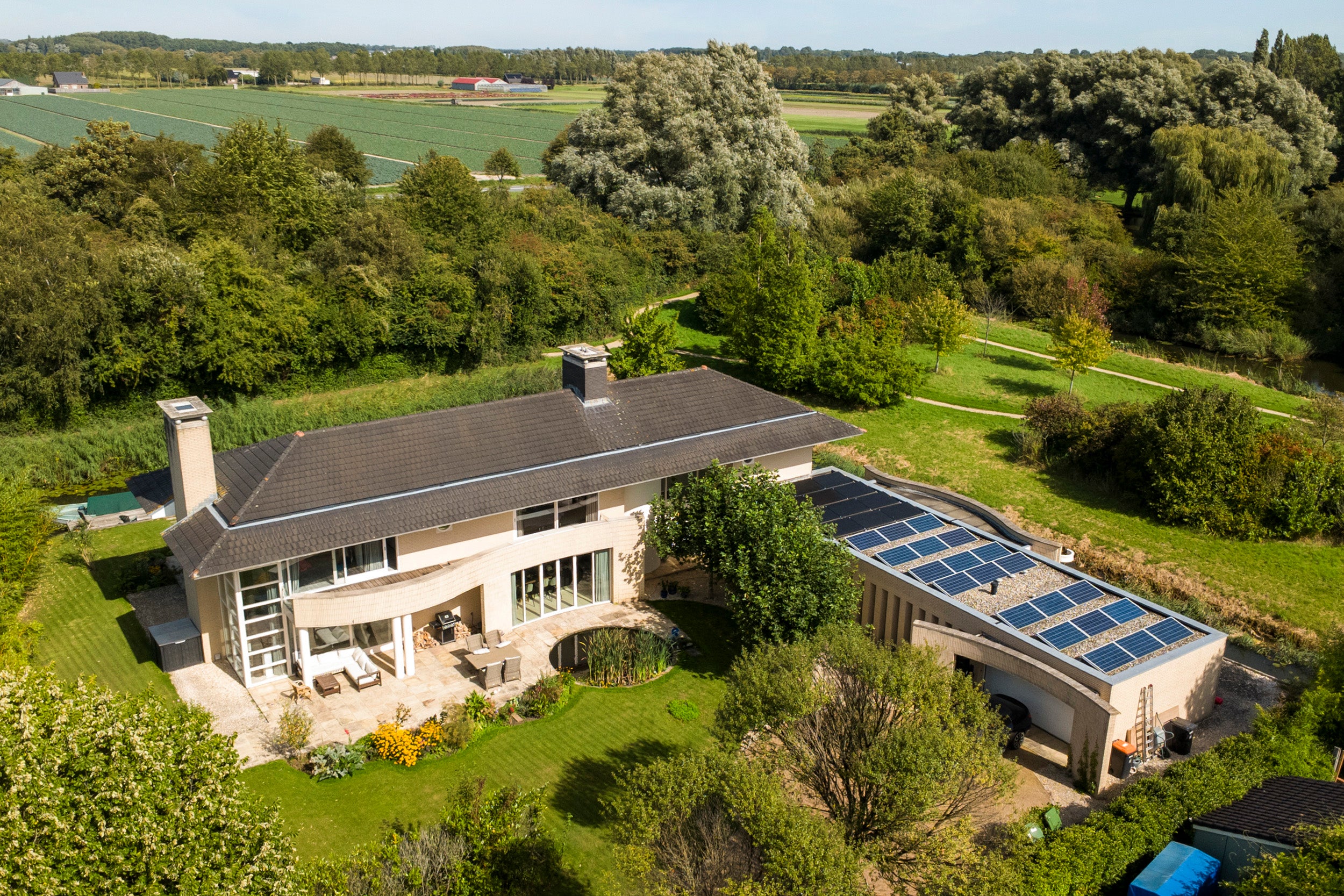 Huis Nijenburg 29 in Grootebroek