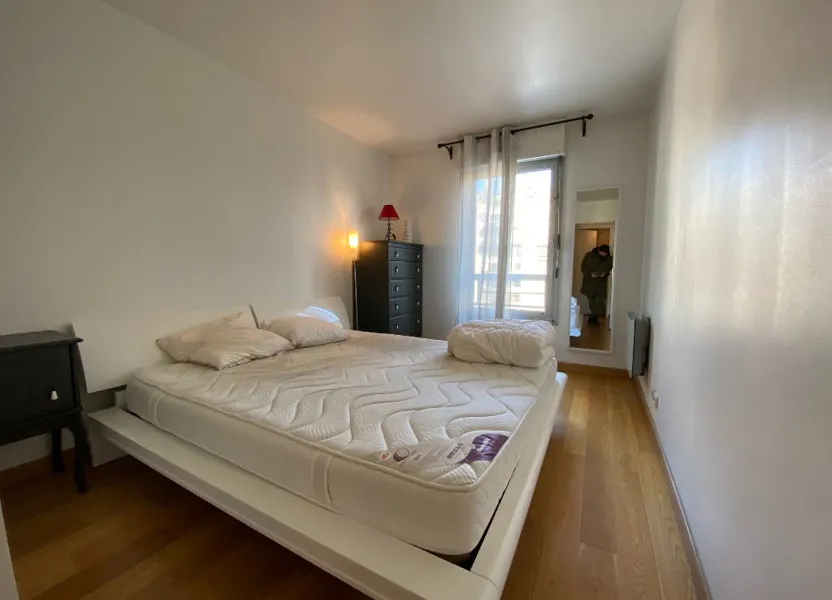 Flat Avenue du Général de Gaulle in Charenton-le-Pont