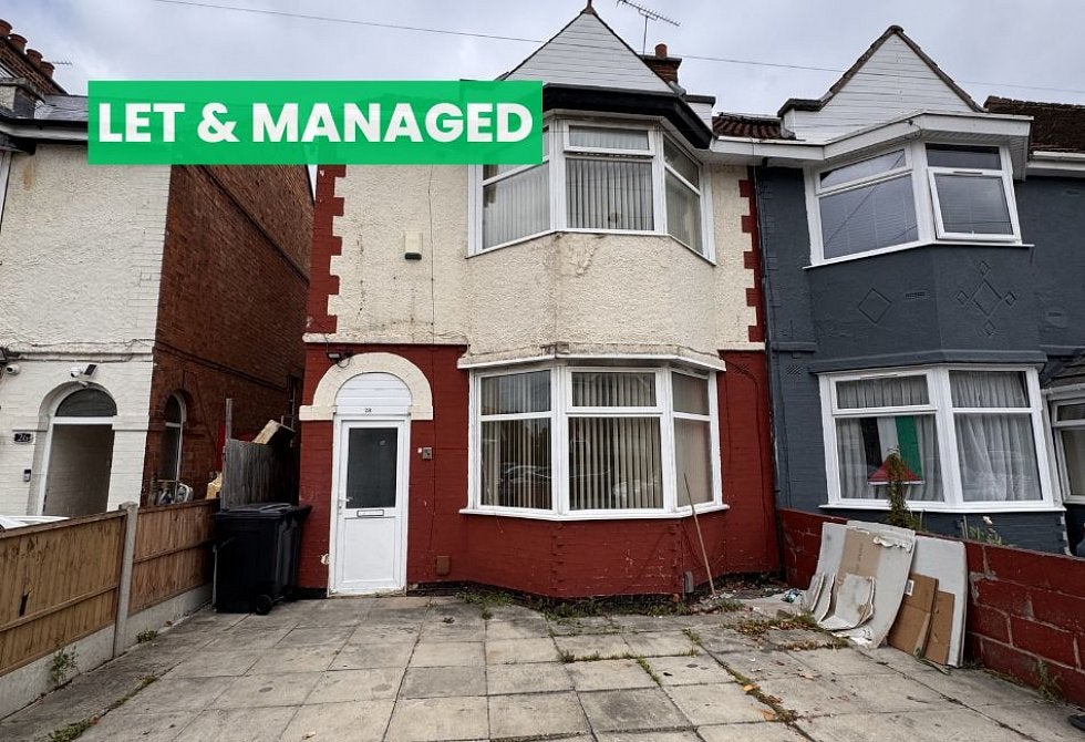 House Evington Drive in Leicester