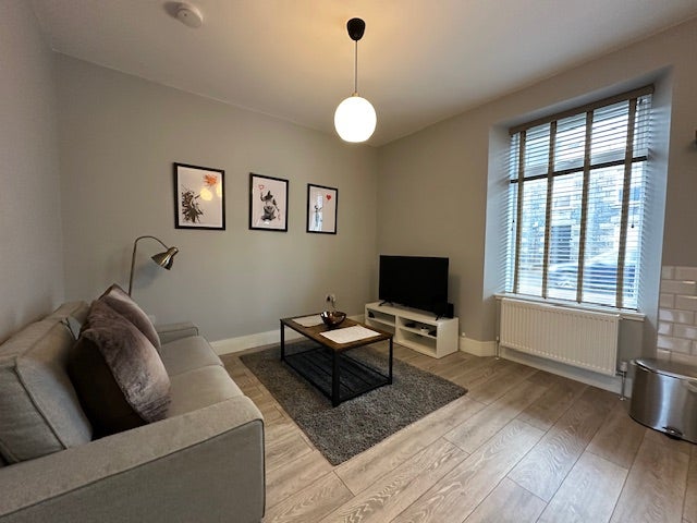 Flat Claremont Place in Aberdeen City