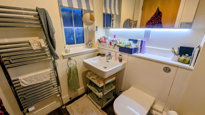 Room Lowrie Gait in South Queensferry