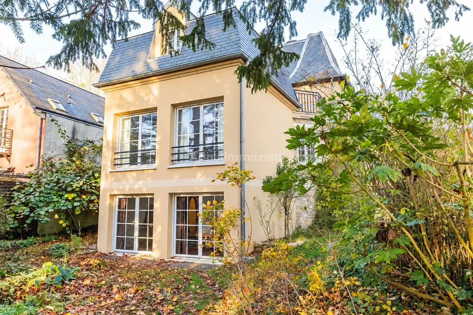House Avenue Paul Vaillant-Couturier in Paray-Vieille-Poste