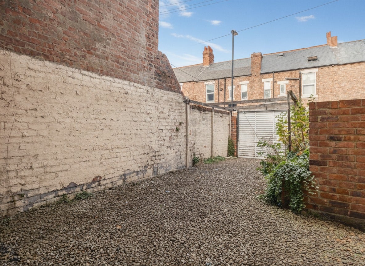 Flat Tavistock Road in Newcastle upon Tyne