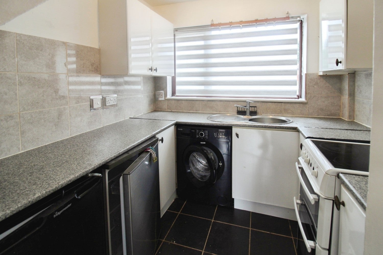 House Surlingham Close in Greater London