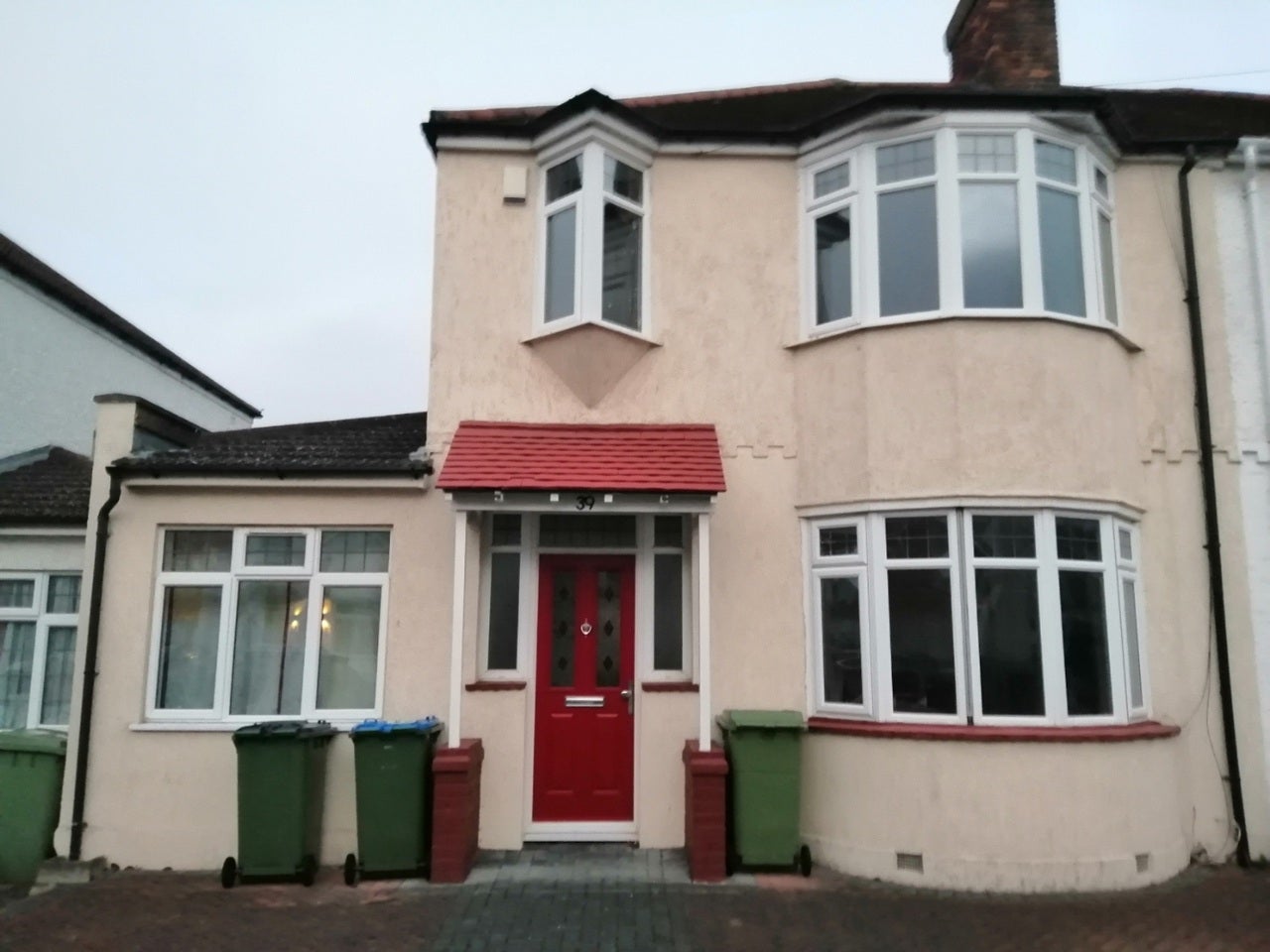 House Cadwallon Road in Greater London