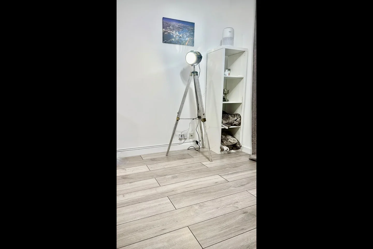 Room Whites Grounds in Greater London