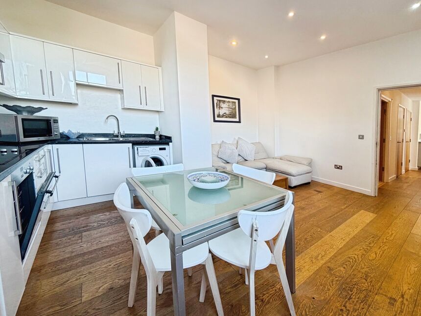 Flat Jewry Lane in Canterbury