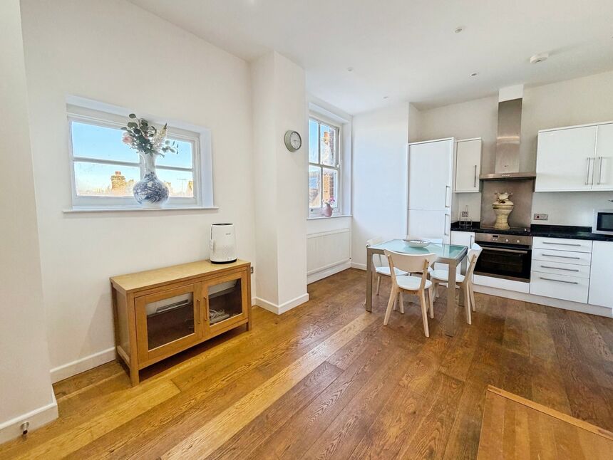 Flat Jewry Lane in Canterbury