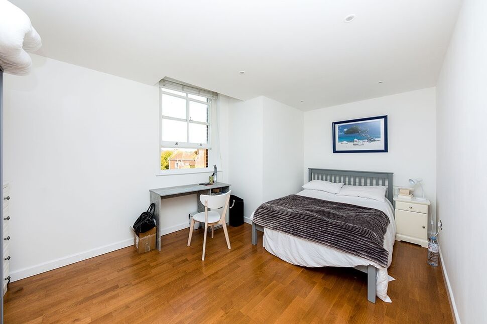 Flat Jewry Lane in Canterbury