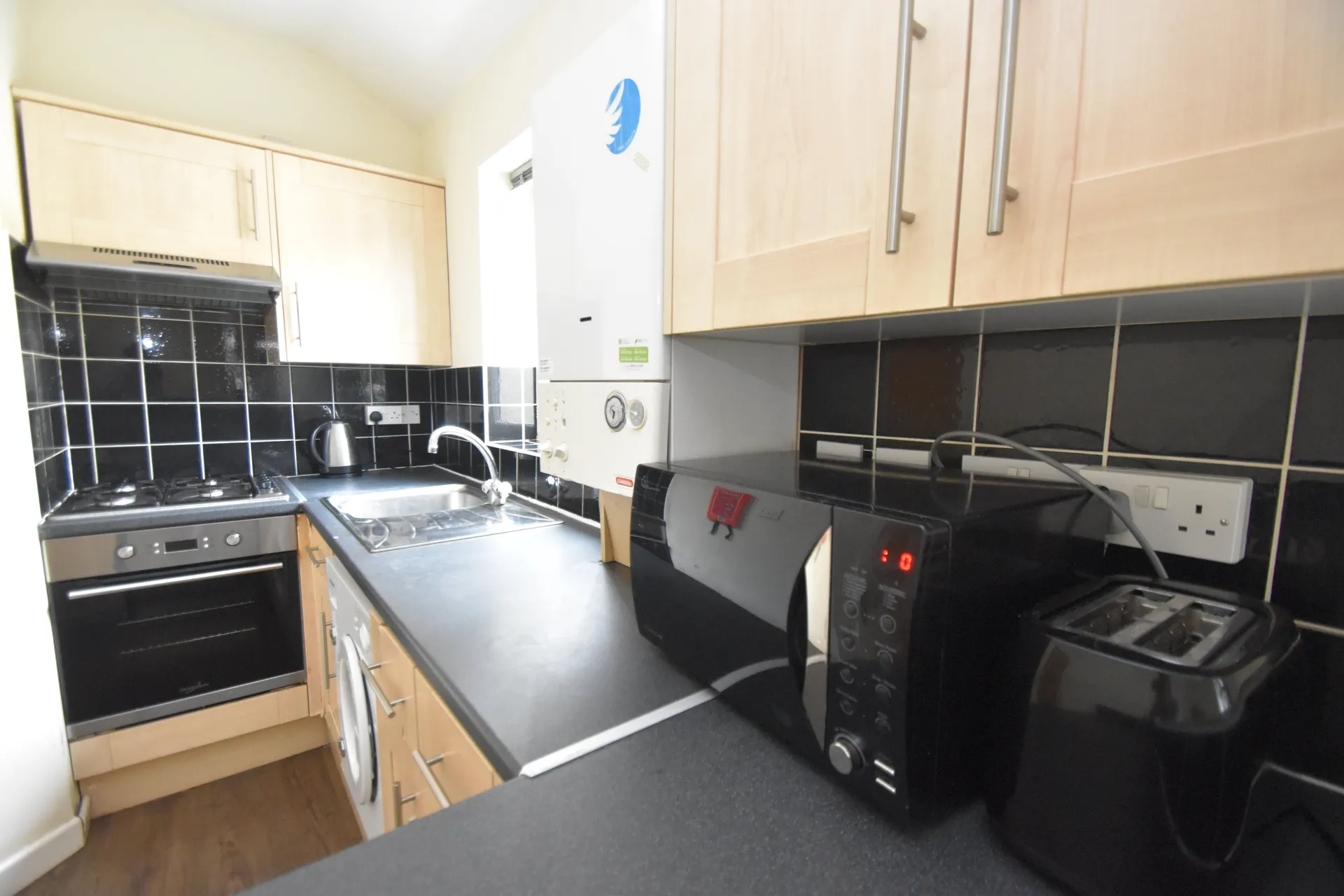 Flat Woodville Road in Cardiff