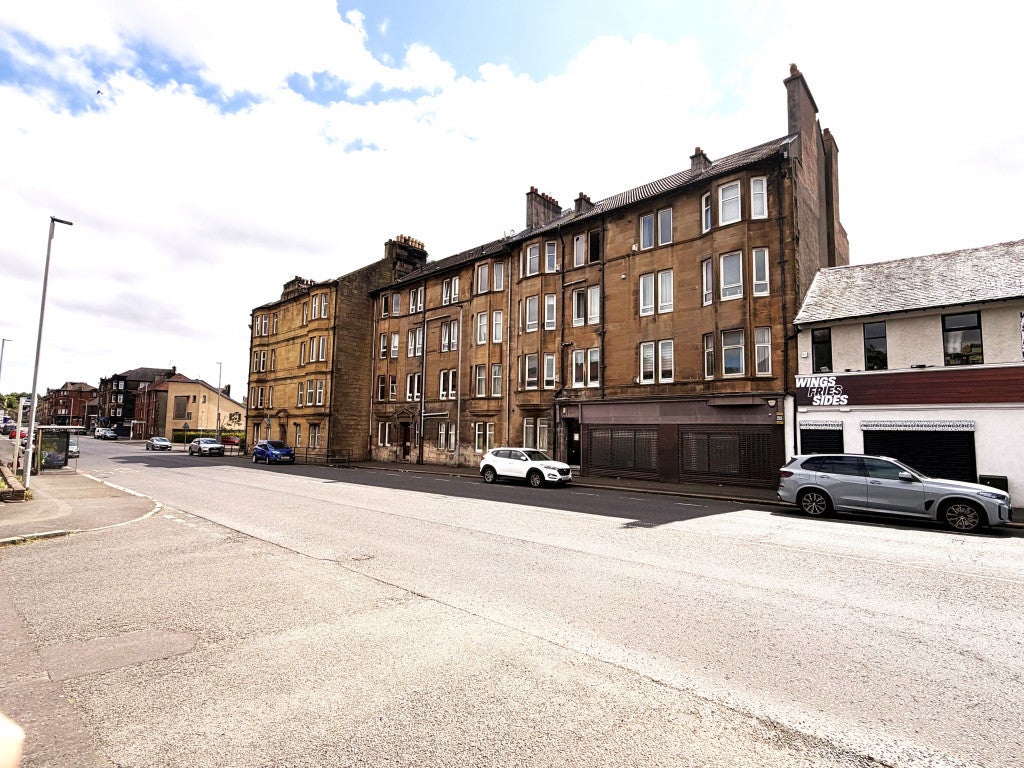 Room Broomlands Street in Paisley