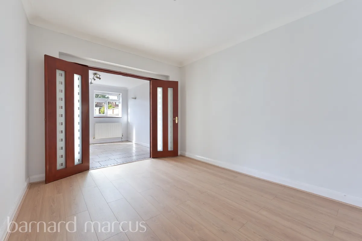 House Fairford Gardens in Epsom and Ewell