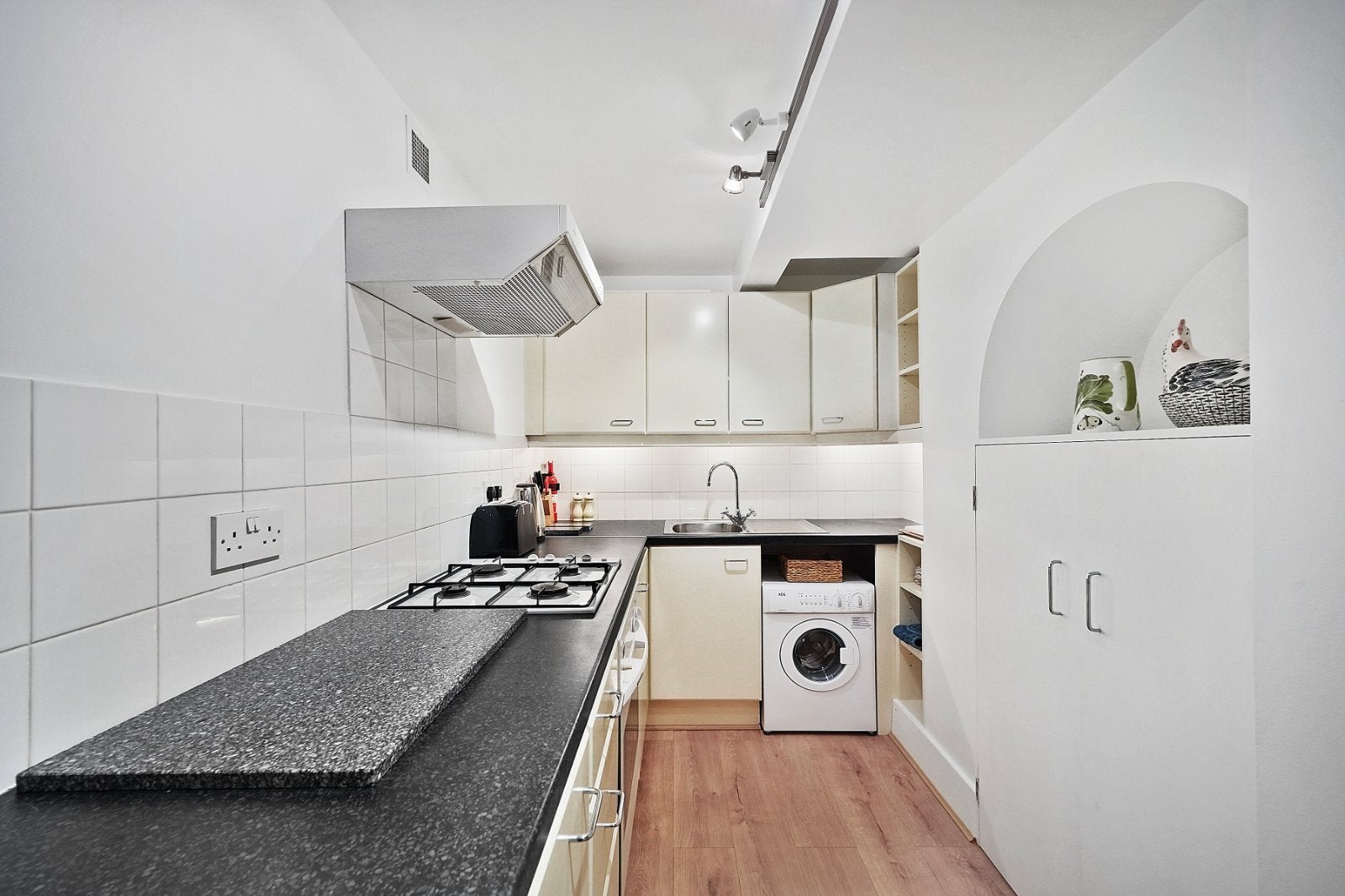Flat Highbury Place in Greater London