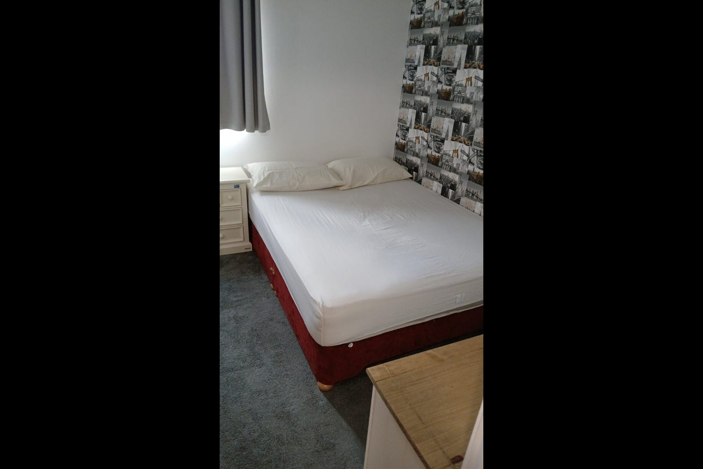 Room Calderbeck Way in Manchester
