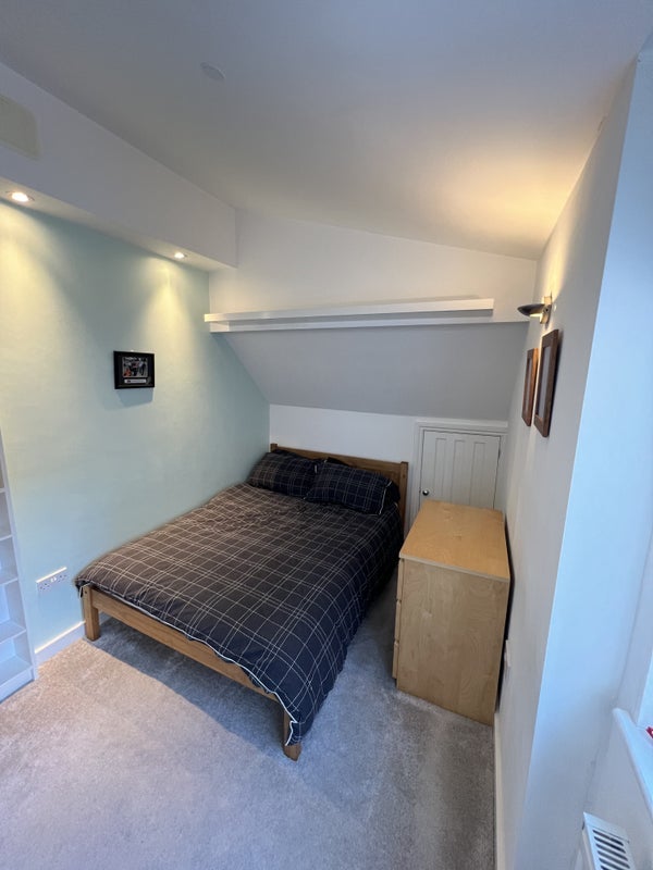 Room Denton Road in Dartford