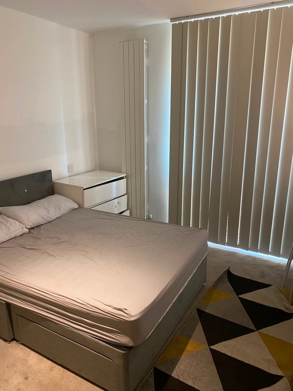Room Waypoint Way in Greater London