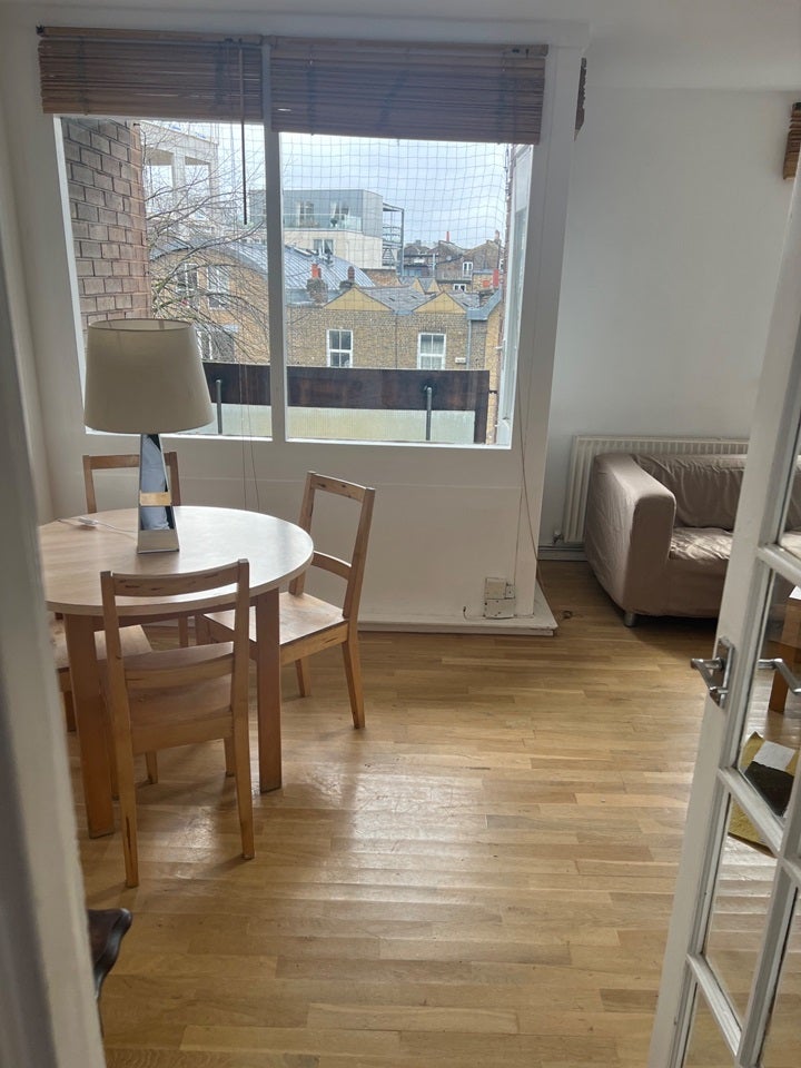 Flat Fenwick Place in Greater London