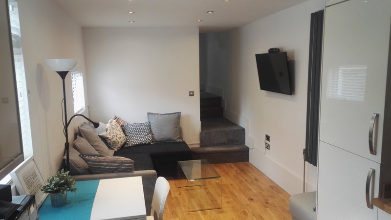 Room Landor Road in Greater London