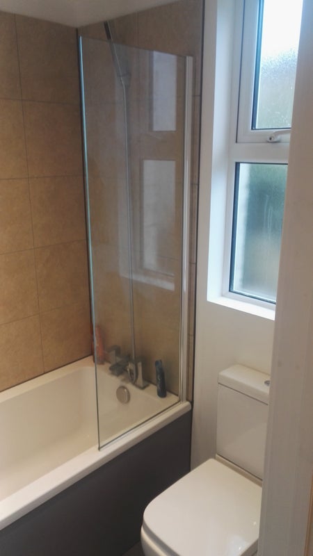 Room Landor Road in Greater London