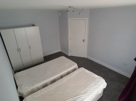 Flat Carlton Avenue in Greater London
