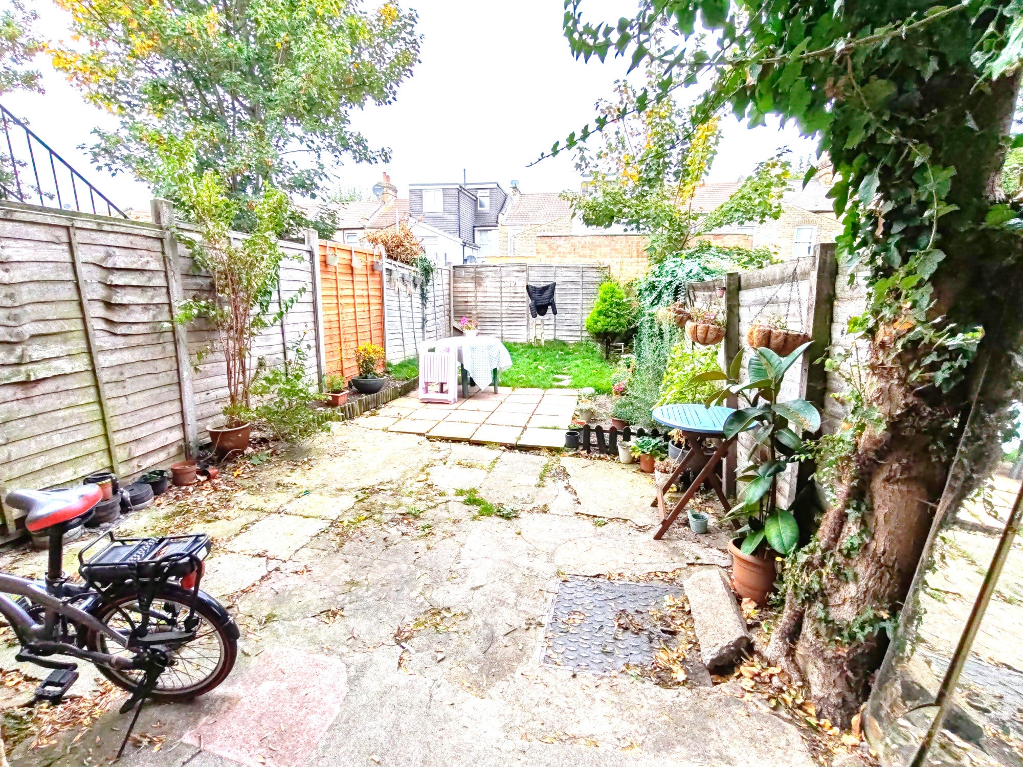 Flat South Esk Road in Greater London