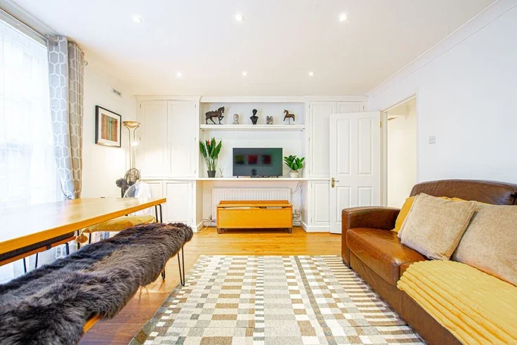 Flat Harrowby Street in City of Westminster