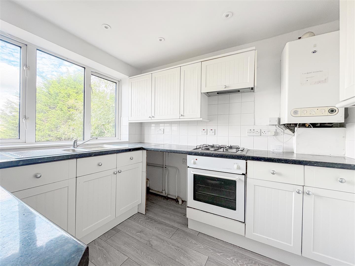 Flat Hughenden Road in St Leonards