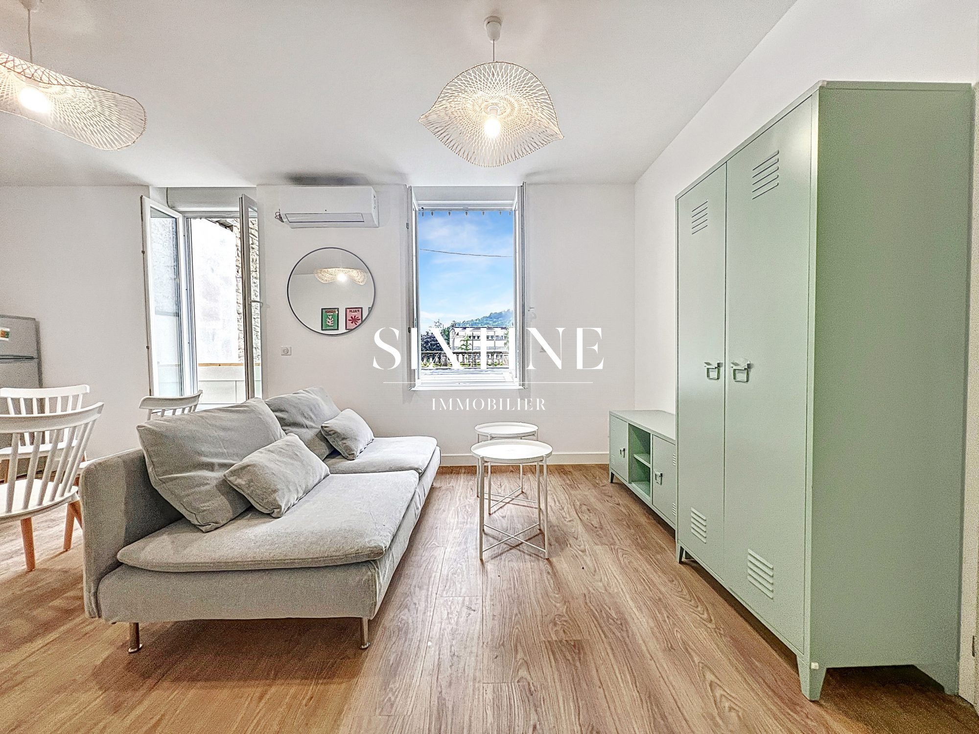 Appartement Rue du Bas Vermelle à Nivolas-Vermelle