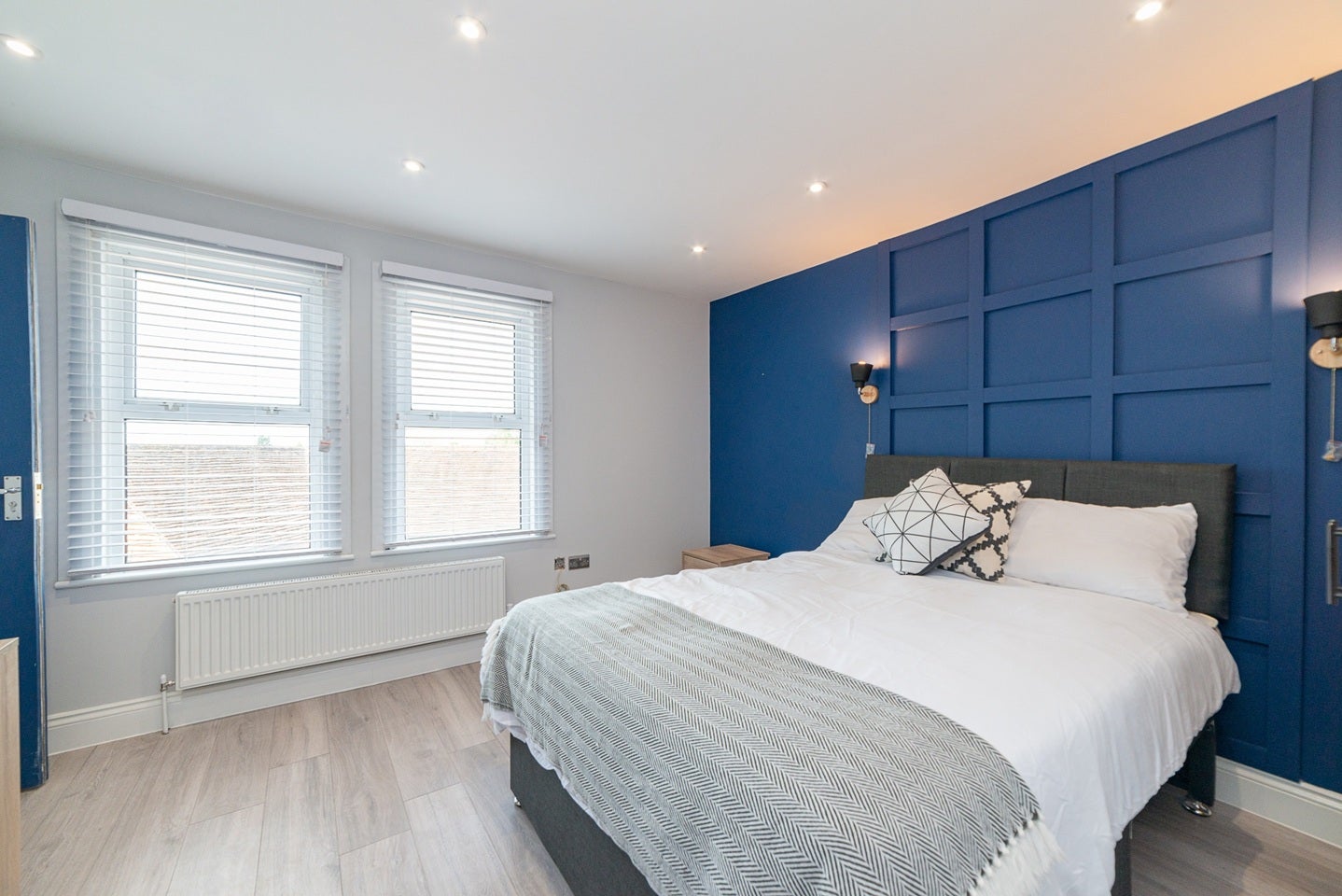 Room The Crescent in Mole Valley