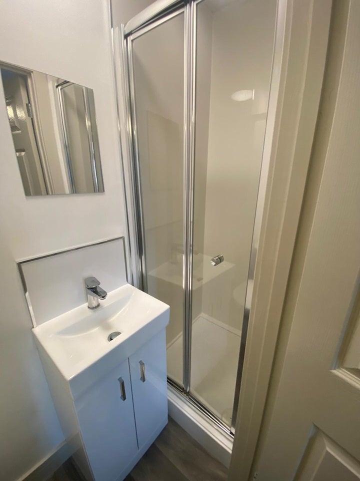 Room Haig Crescent in Doncaster