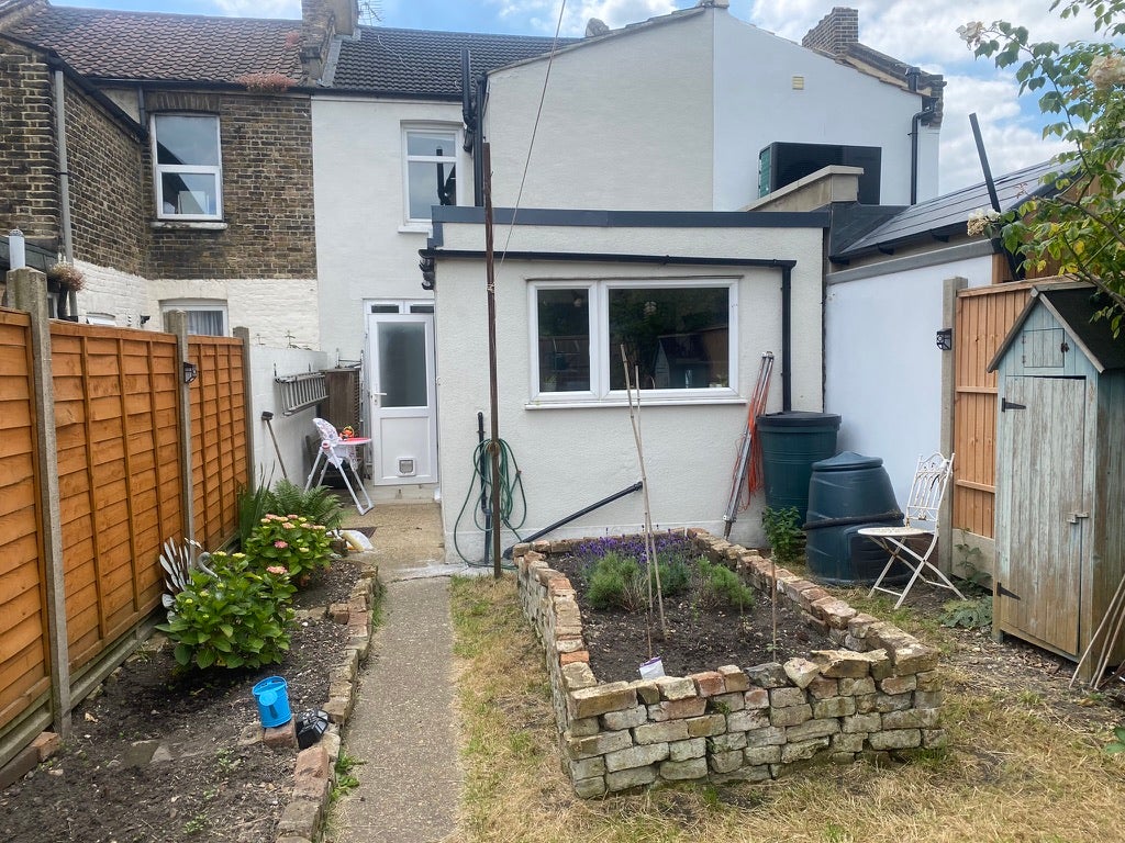 House Vansittart Road in Greater London