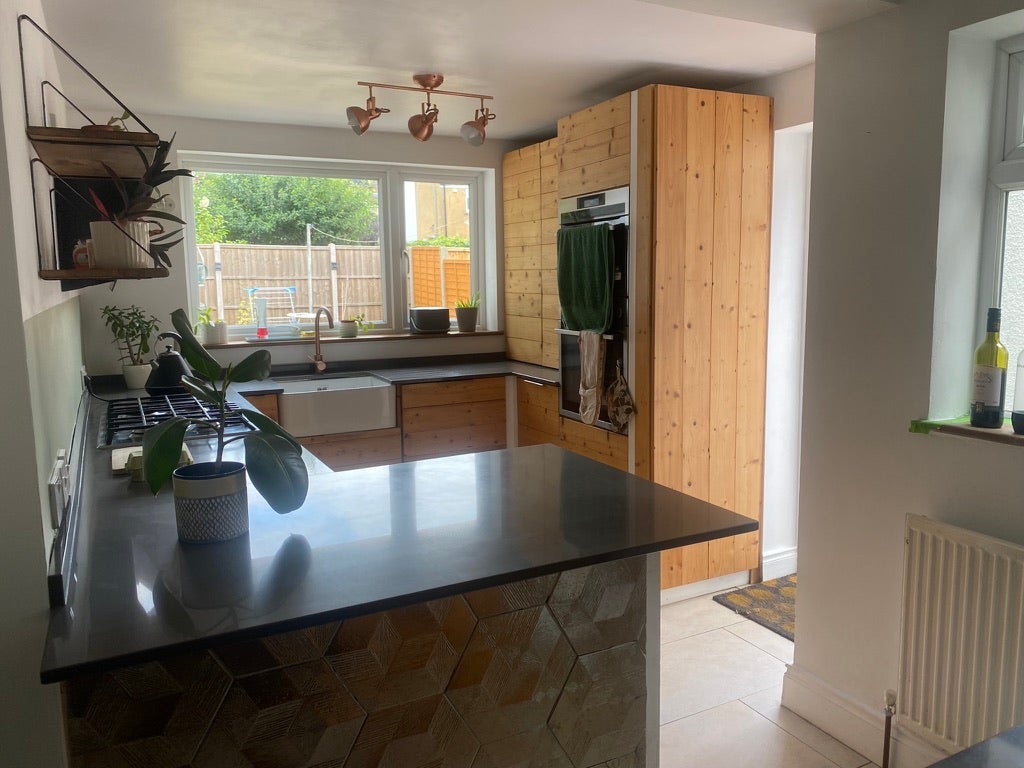 House Vansittart Road in Greater London