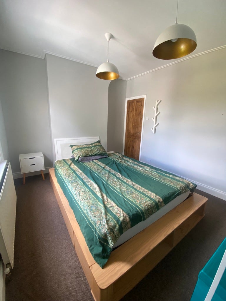 House Vansittart Road in Greater London