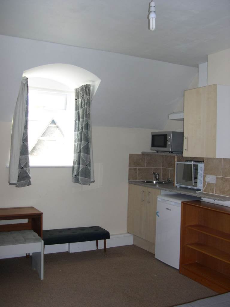 Flat Oakfield Street in Cardiff
