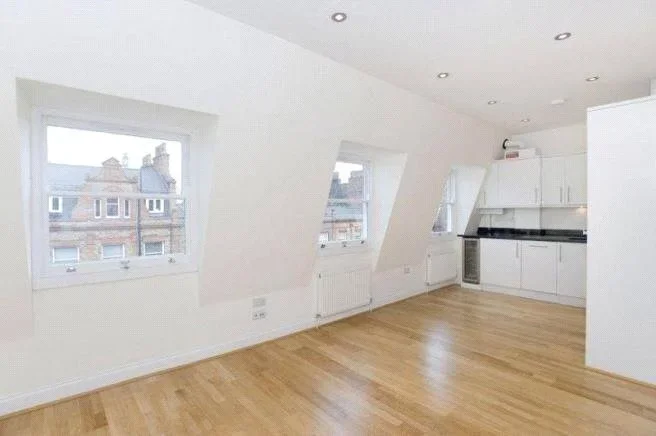 Flat Nottingham Place in City of Westminster