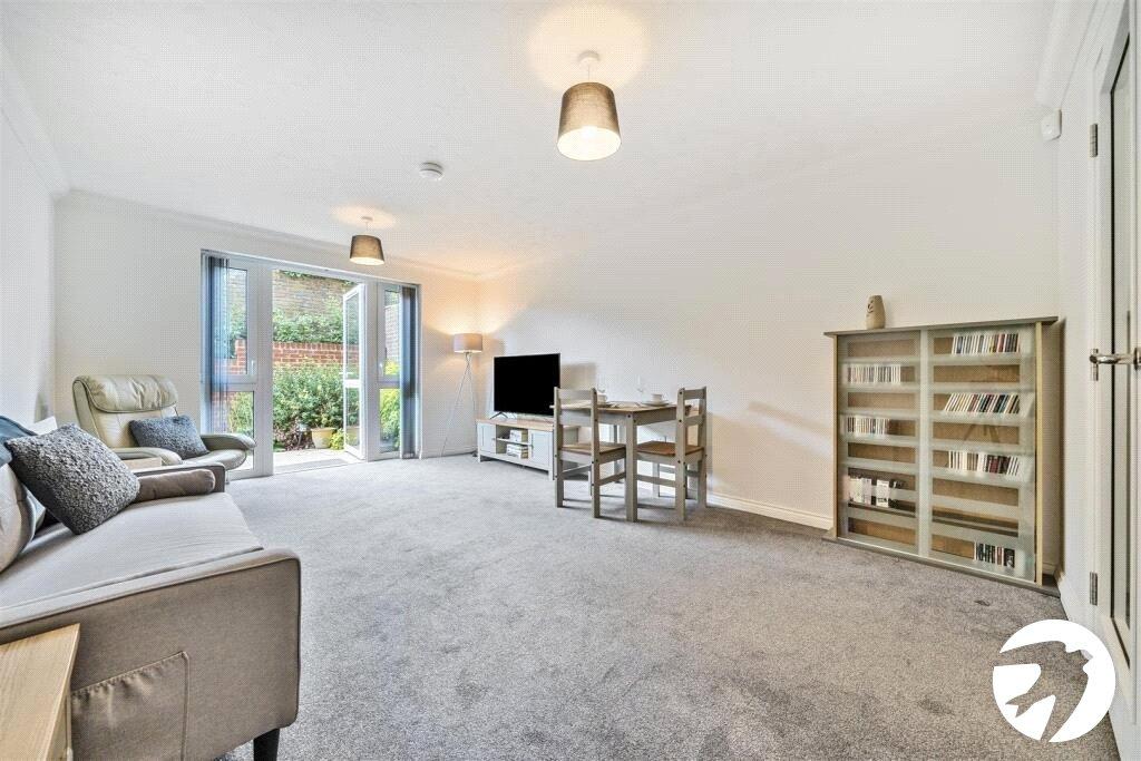 Flat Bartholomew Way in Swanley