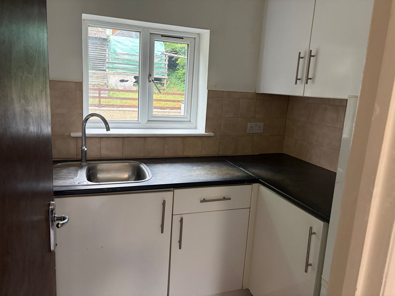 Room Godstone Road in Greater London