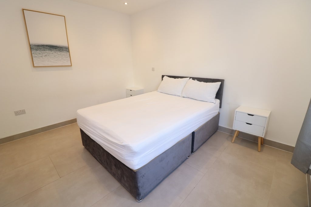 Room Globe Road in Greater London