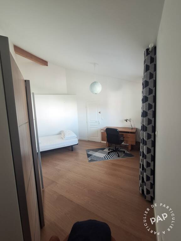 Chambre Avenue du Rhône à Oullins-Pierre-Bénite