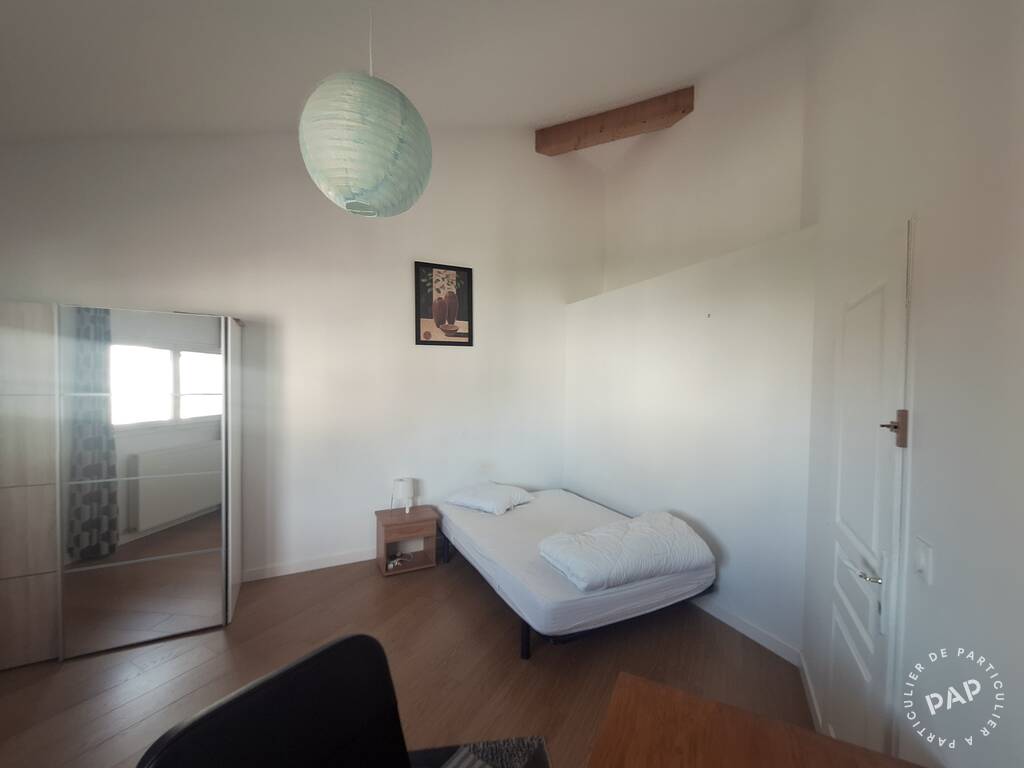 Chambre Avenue du Rhône à Oullins-Pierre-Bénite