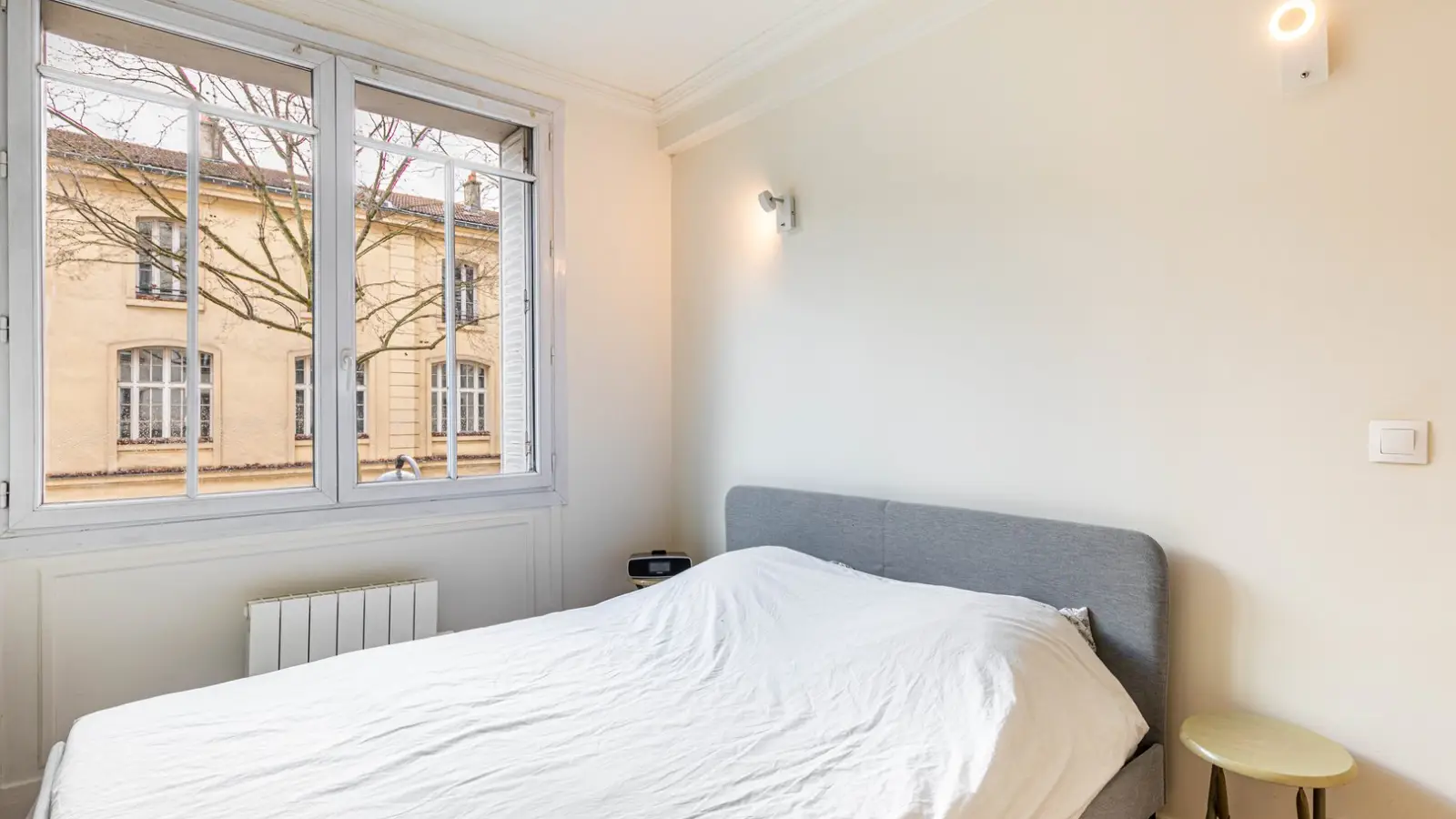 Appartement Rue Rémy de Gourmont à Paris