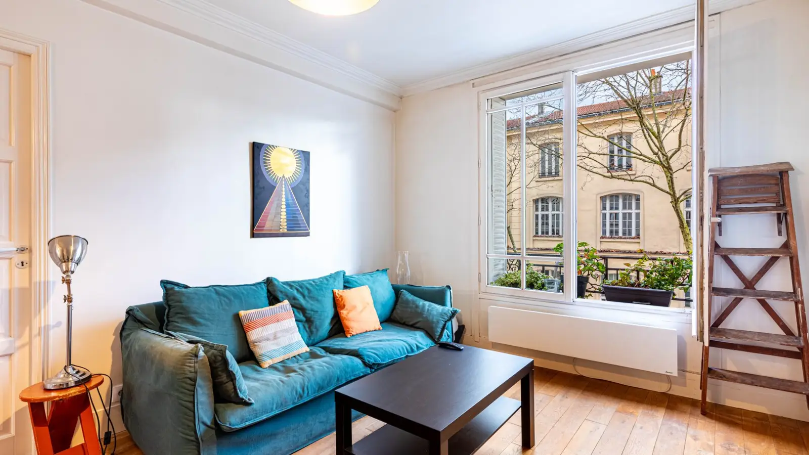 Appartement Rue Rémy de Gourmont à Paris