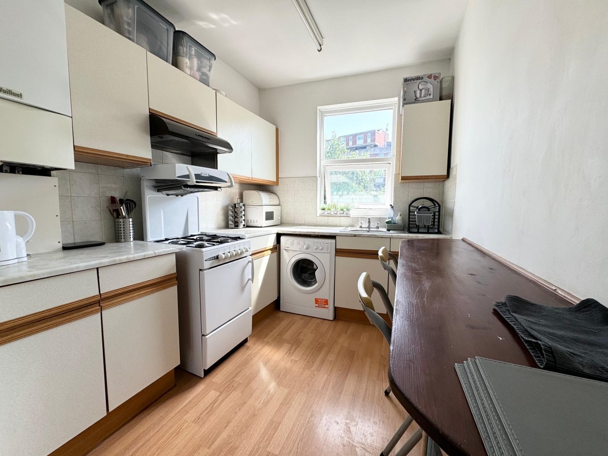 Flat Tufnell Park Road in Greater London