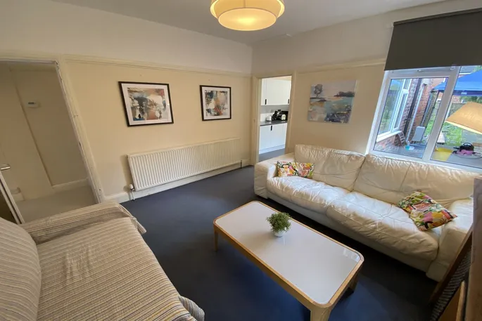 Room Peveril Road in Nottingham