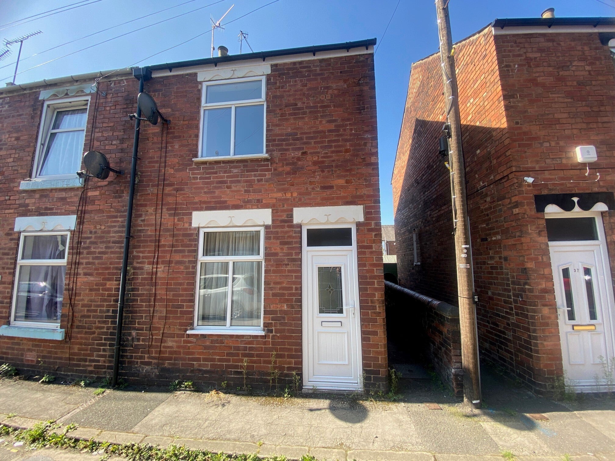 House Alma Street West in Chesterfield