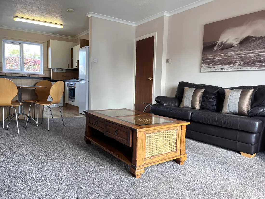 Flat Victoria Quay in Swansea