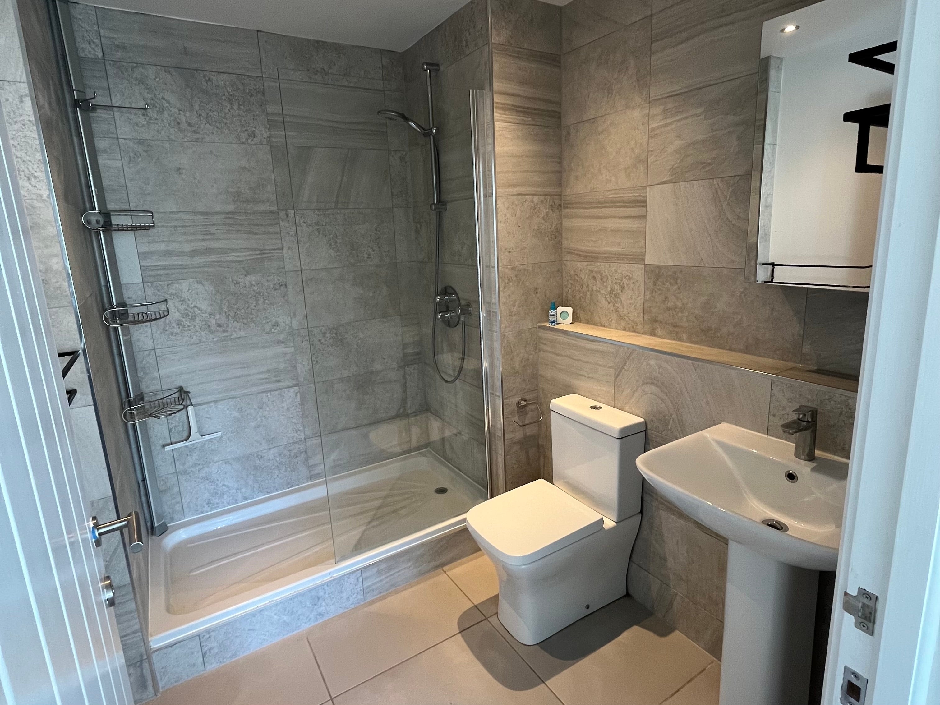 Flat Witchford Gate in Fifield