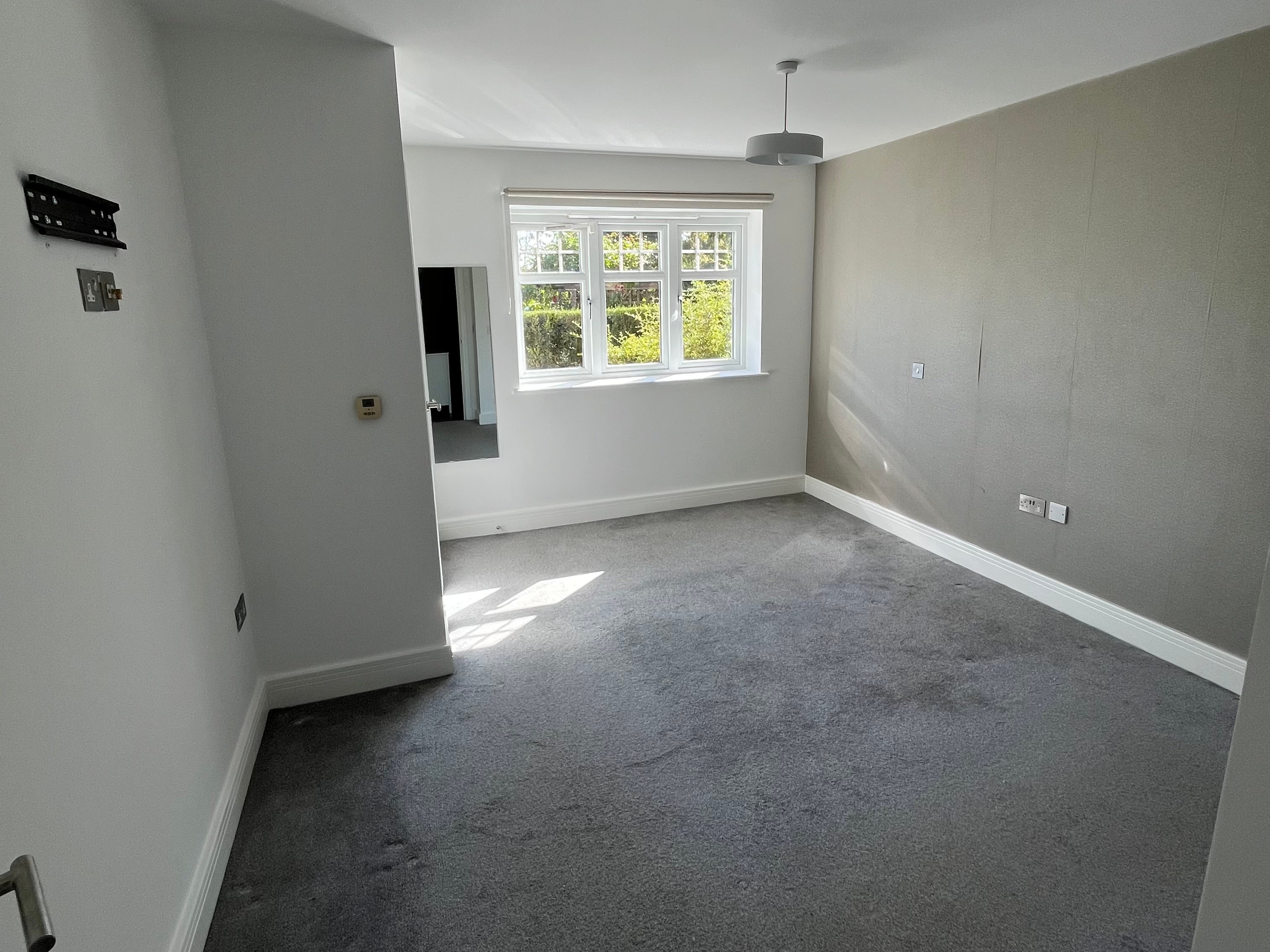 Flat Witchford Gate in Fifield